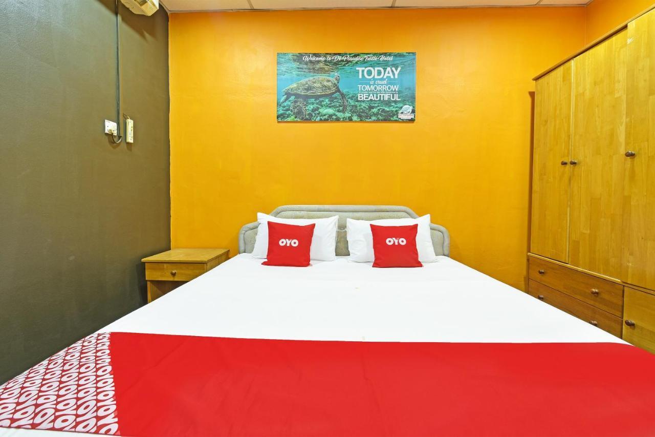 Oyo 90672 De Paradise Turtle Hotel Kerteh Exterior foto